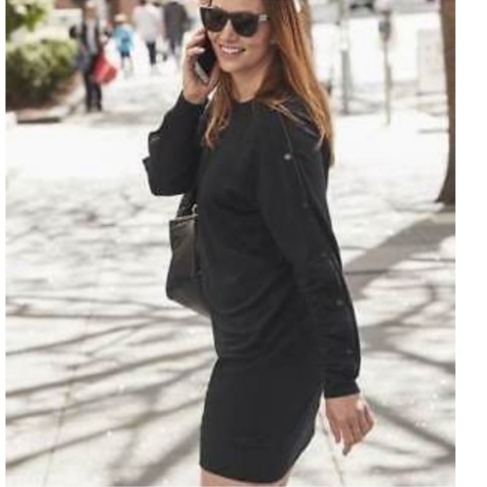 Athleta Snap Sleeve Dress